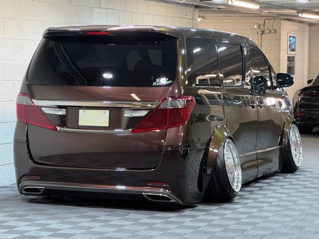 2011 Toyota Alphard 2.4 240S Premium Selection II Type Gold