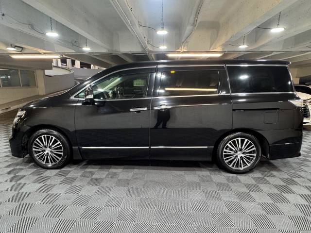 2016 Nissan Elgrand 2.5 4WD 250 Highway Star-S 7 Seat Auto