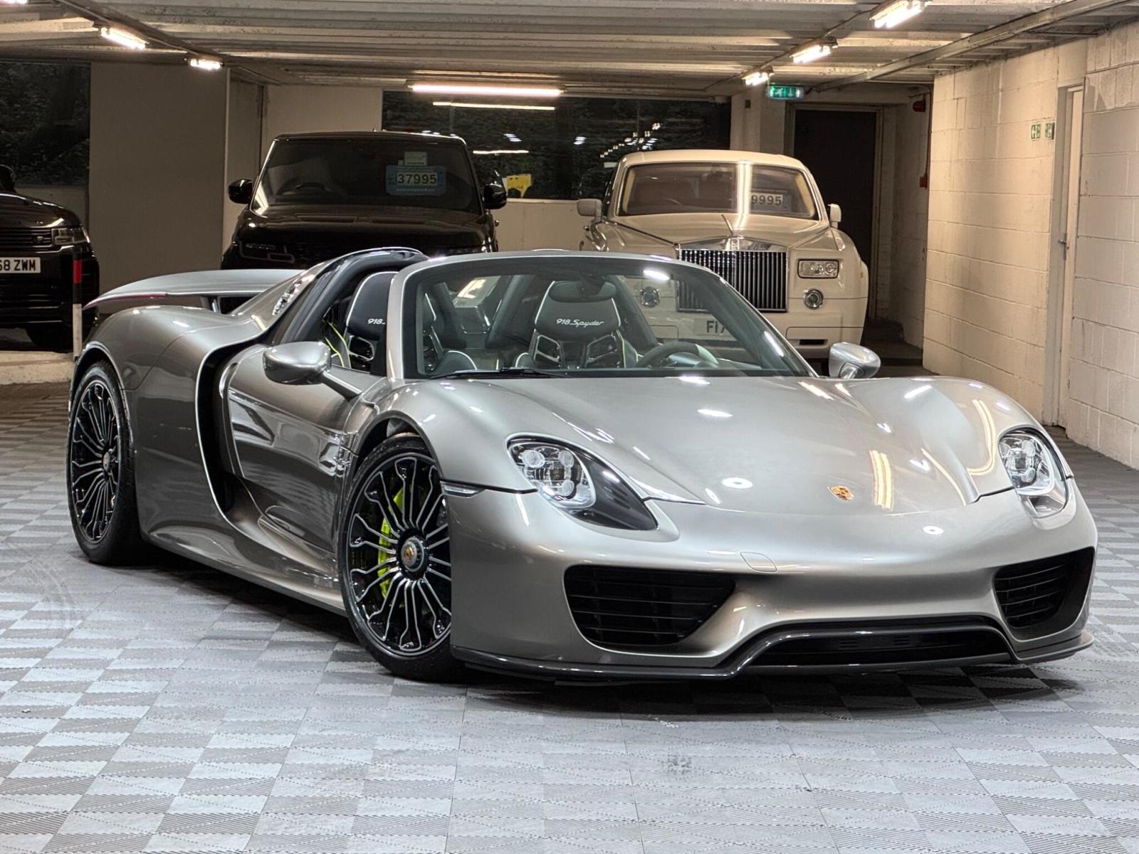 2015 Porsche 918
