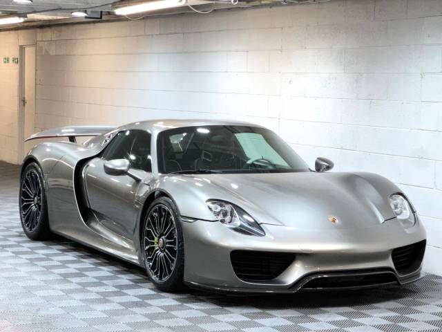 2015 Porsche 918 4.6