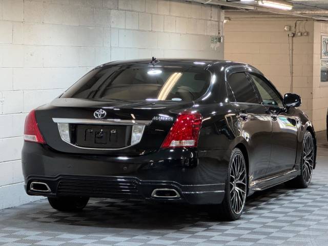 2012 Toyota Crown Majesta 4.6 V8 A Type 1UR-FSE Auto ULEZ