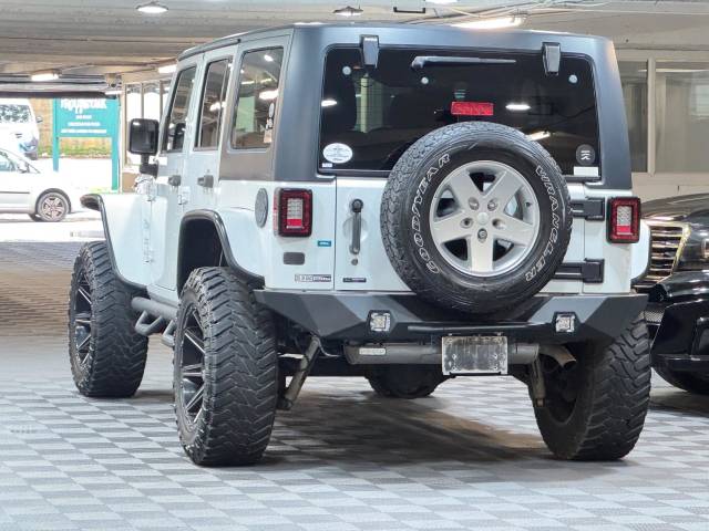 2015 Jeep Wrangler 3.6 V6 Sahara SUV 4dr Petrol Auto 4WD Euro 5 (280 bhp)
