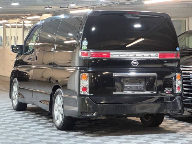 2008 Nissan Elgrand E51 2.5 V6 4WD Highway Star 8 Seat G30
