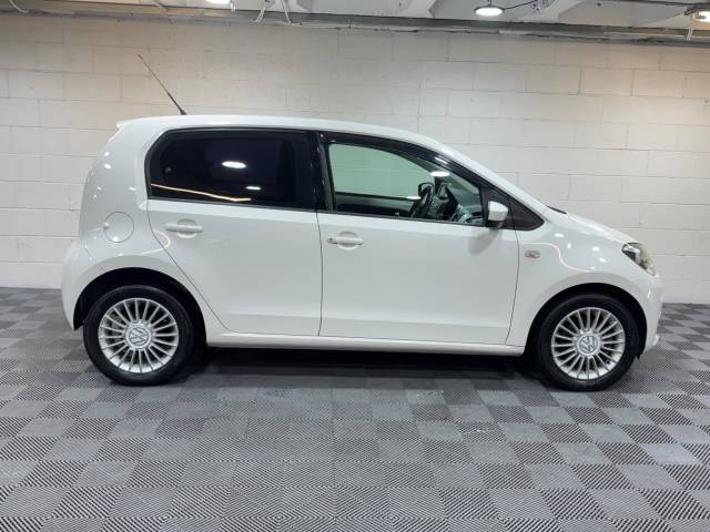 2013 Volkswagen Up 1.0 BlueMotion Tech High up! Hatchback 5dr Petrol ASG Euro 6 (s/s) (75 ps)
