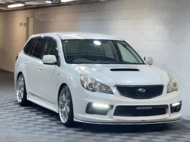 Subaru Legacy 2.5 GT S Package 4WD Turbo Auto ULEZ BR9 Estate Petrol White