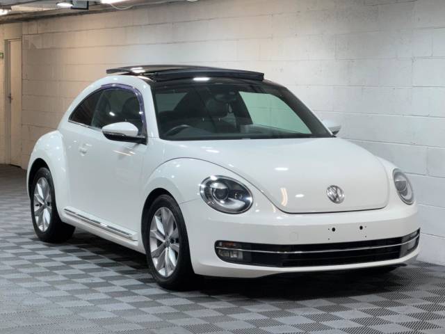 Volkswagen Beetle 1.2 TSI Design Hatchback 3dr Petrol DSG Euro 6 (s/s) (105 ps) Hatchback Petrol White