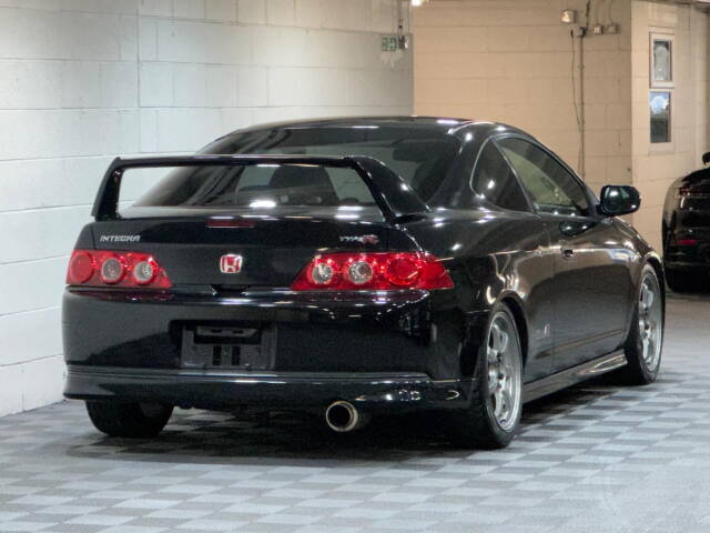 2005 Honda Integra Type R DC5 2.0 DOHC V-TEC K20A Facelift
