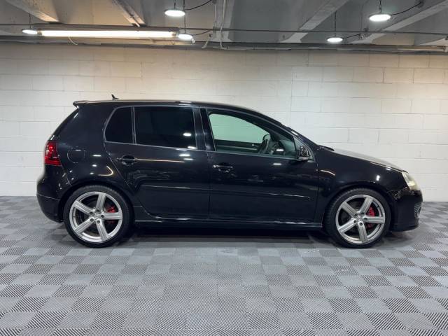 2026 Volkswagen Golf 2.0 GOLF GTI PIRELLI
