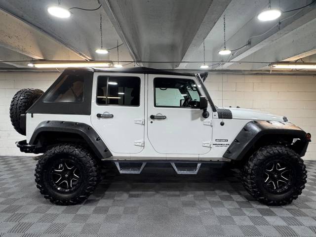 2012 Jeep Wrangler 3.6 V6 Sahara SUV 4dr Petrol Auto 4WD Euro 6 (280 bhp)