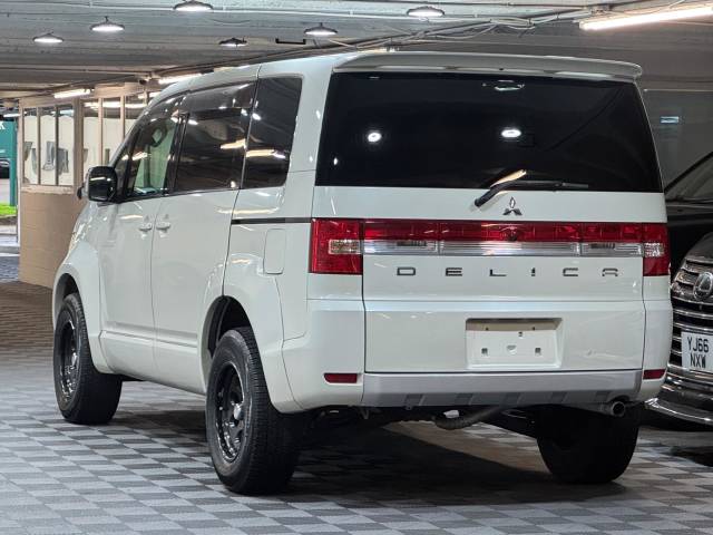 2010 Mitsubishi Delica 2.4 D5 4WD CHAMONIX PACKAGE 7 SEAT ULEZ