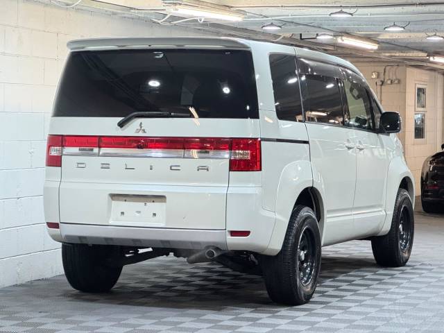 2010 Mitsubishi Delica 2.4 D5 4WD CHAMONIX PACKAGE 7 SEAT ULEZ