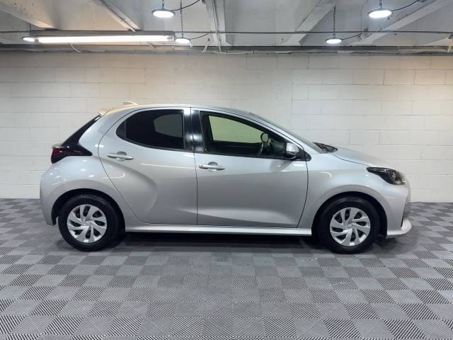 2021 Toyota Yaris 1.5 VVT-h Icon Hatchback 5dr Petrol Hybrid E-CVT Euro 6 (s/s) (116 ps)