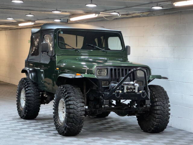 Jeep Wrangler YJ 4.0 Manual 4WD Soft-Top Modified SUV Petrol Green