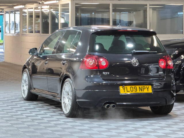 2009 Volkswagen Golf 2.0 TFSI GTI Pirelli Hatchback 5dr Petrol DSG (188 g/km, 227 bhp)