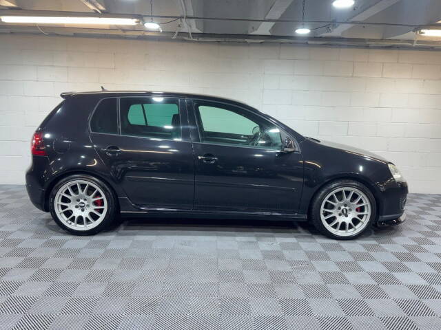 2009 Volkswagen Golf 2.0 TFSI GTI Pirelli Hatchback 5dr Petrol DSG (188 g/km, 227 bhp)