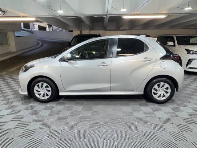2021 Toyota Yaris 1.5 VVT-h Icon Hatchback 5dr Petrol Hybrid E-CVT Euro 6 (s/s) (116 ps)