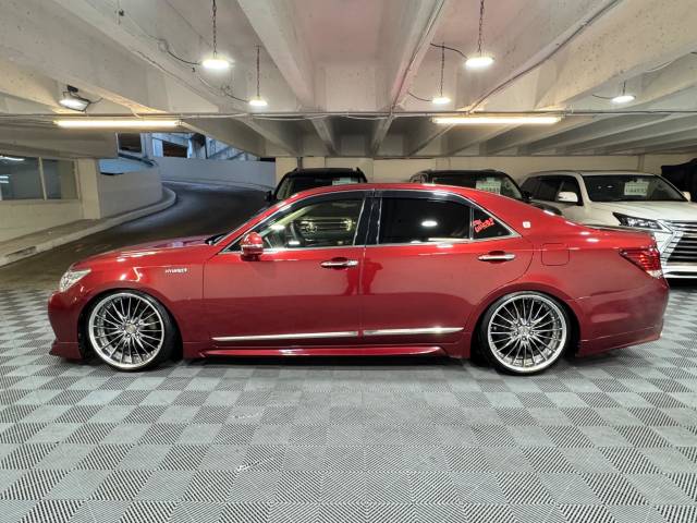 2013 Toyota Crown Hybrid Royal Edition Saloon 2.5 V6 ULEZ