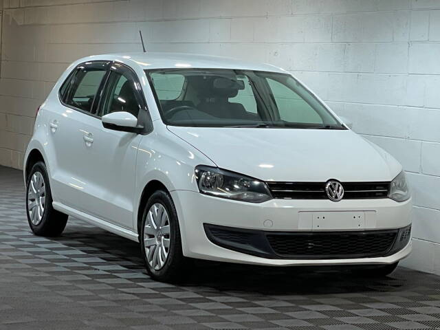 Volkswagen Polo 1.2 TSI BlueMotion Tech SE Design Hatchback 5dr Petrol DSG Euro 6 (s/s) (90 ps) Hatchback Petrol White
