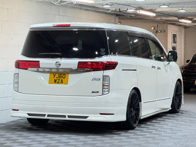 2010 Nissan Elgrand 2.5 250 Highway Star Auto 7 Seat ULEZ