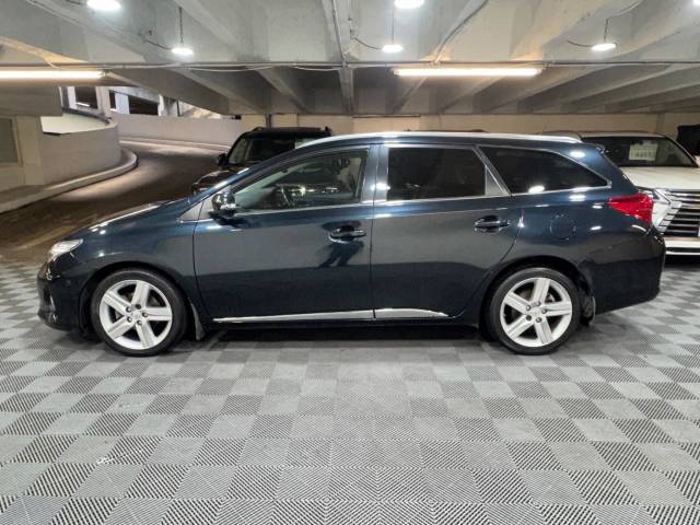 2015 Toyota Auris 1.4 D-4D Excel 5dr [Nav]