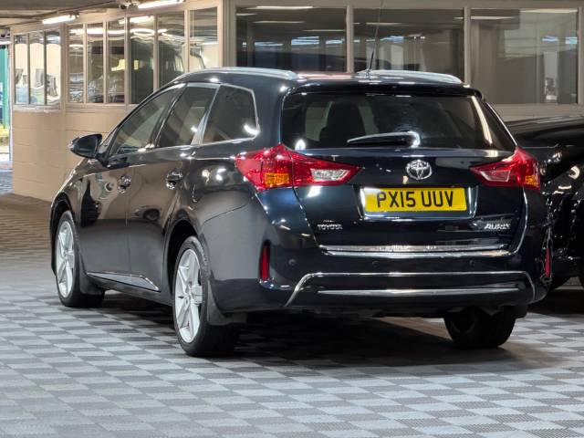 2015 Toyota Auris 1.4 D-4D Excel 5dr [Nav]