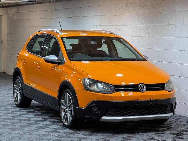 Volkswagen Polo 1.2 TSI BlueMotion Tech SE Hatchback 5dr Petrol DSG Euro 6 (s/s) (90 ps) Hatchback Petrol Orange