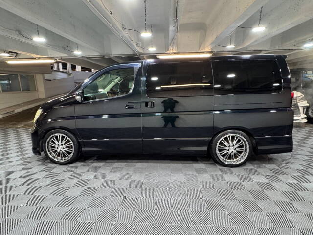 2005 Nissan Elgrand E51 2.5 V6 Highway Star Mystic Black G30