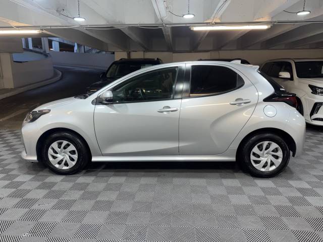 2021 Toyota Yaris 1.5 VVT-h Icon Hatchback 5dr Petrol Hybrid E-CVT Euro 6 (s/s) (116 ps)