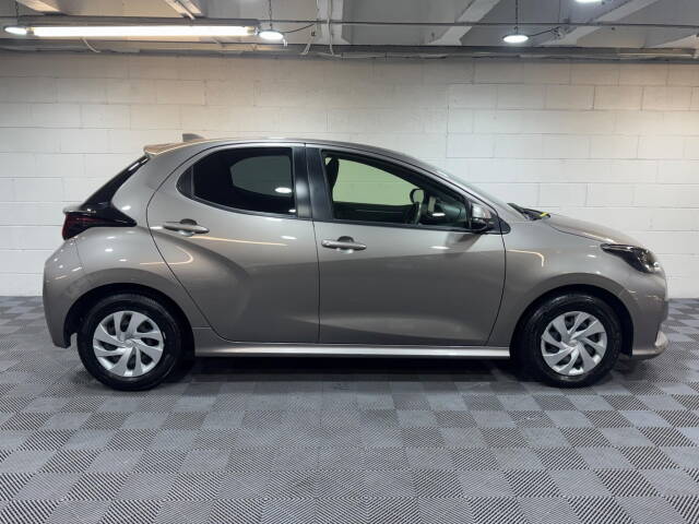 2021 Toyota Yaris 1.5 VVT-h Icon Hatchback 5dr Petrol Hybrid E-CVT Euro 6 (s/s) (116 ps)