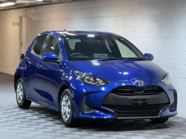 Toyota Yaris 1.5 VVT-h Icon Hatchback 5dr Petrol Hybrid E-CVT Euro 6 (s/s) (116 ps) Hatchback Hybrid Blue