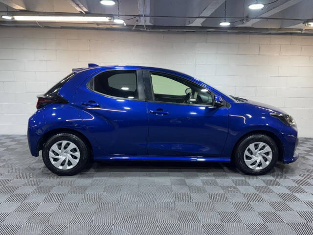 2021 Toyota Yaris 1.5 VVT-h Icon Hatchback 5dr Petrol Hybrid E-CVT Euro 6 (s/s) (116 ps)