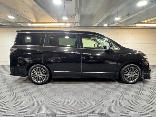 2019 Nissan Elgrand 3.5 V6 350 Highway Star Urban Chrome