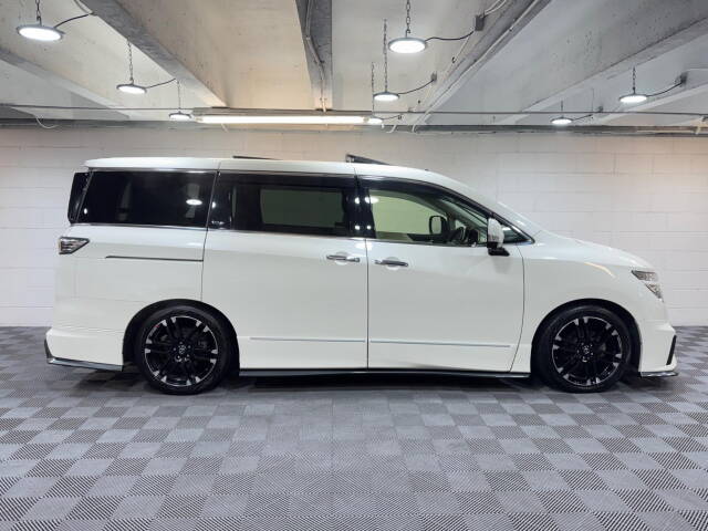 2020 Nissan Elgrand 3.5 V6 VIP Rare 4 Seat Luxury MPV Nismo