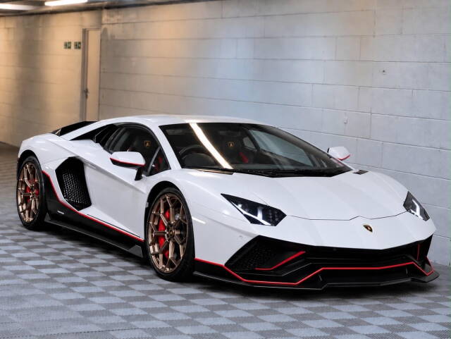 Lamborghini Aventador 6.5 V12 LP 780-4 Ultimae ISR 4WD Euro 6 2dr Coupe Petrol Grey